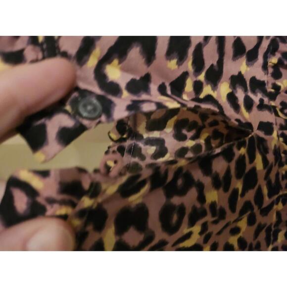 Loft - long sleeve blouse shirt M - animal print - back neck button  - EUC - Picture 3 of 4